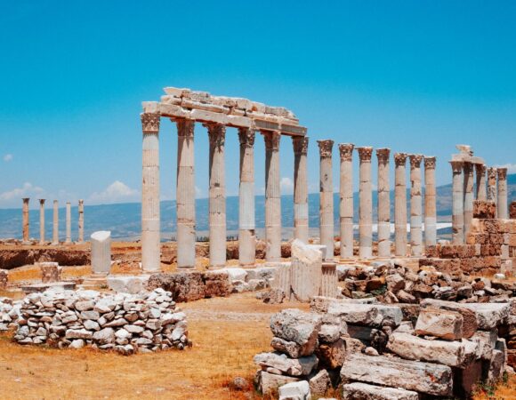 Pamukkale Kalkışlı Günlük Rehberli Afrodisias Turu