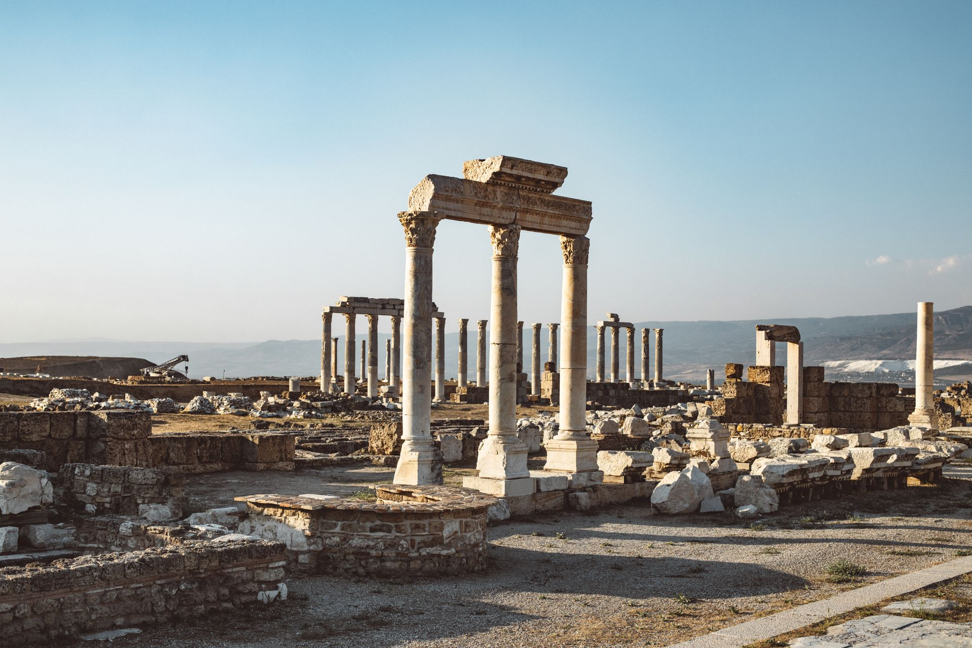 Pamukkale, Hierapolis, Laodikeia Antik Kenti ve Salda Gölü Turu